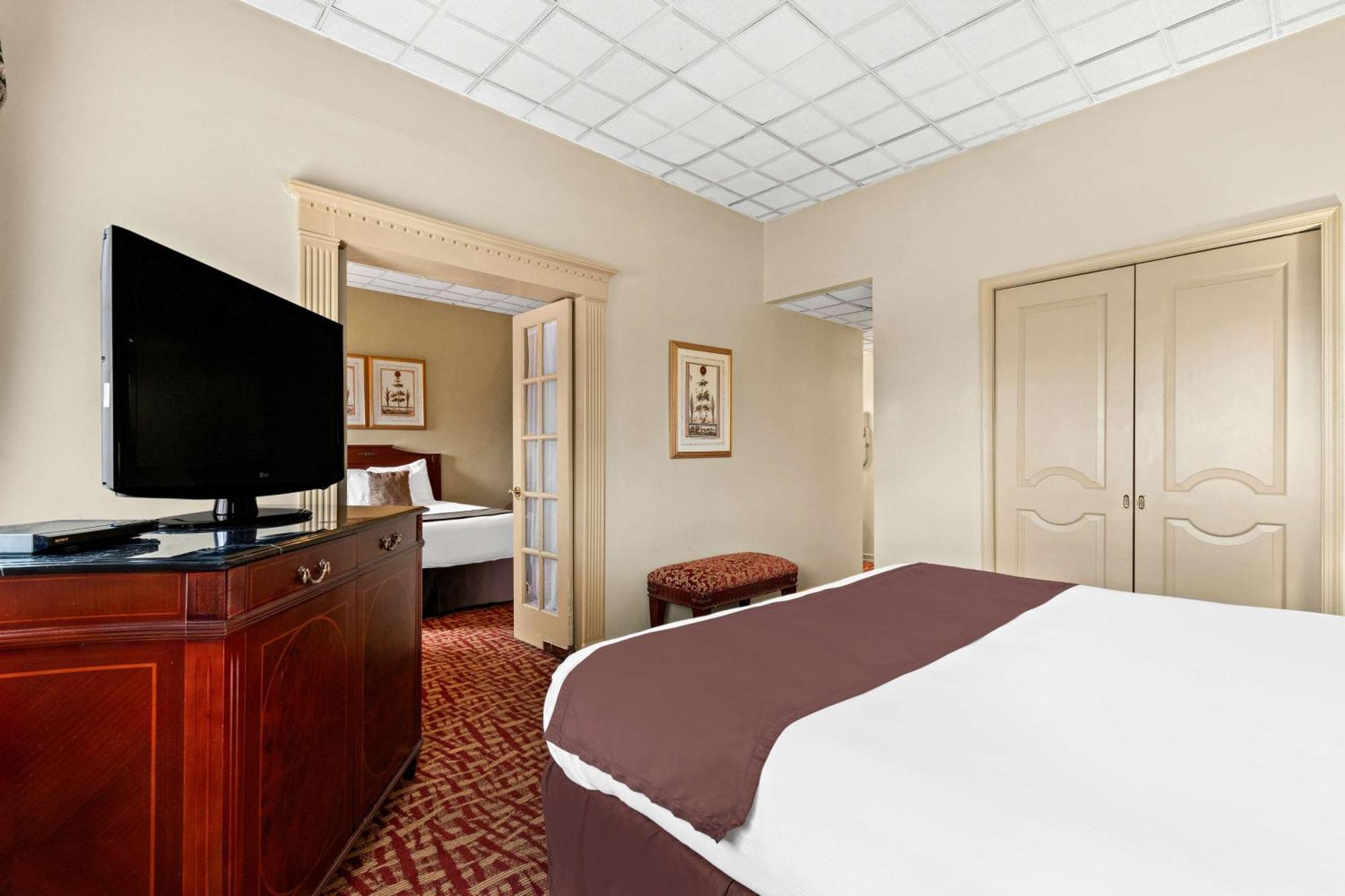 Genetti Hotel, Surestay Collection By Best Western Williamsport Bagian luar foto