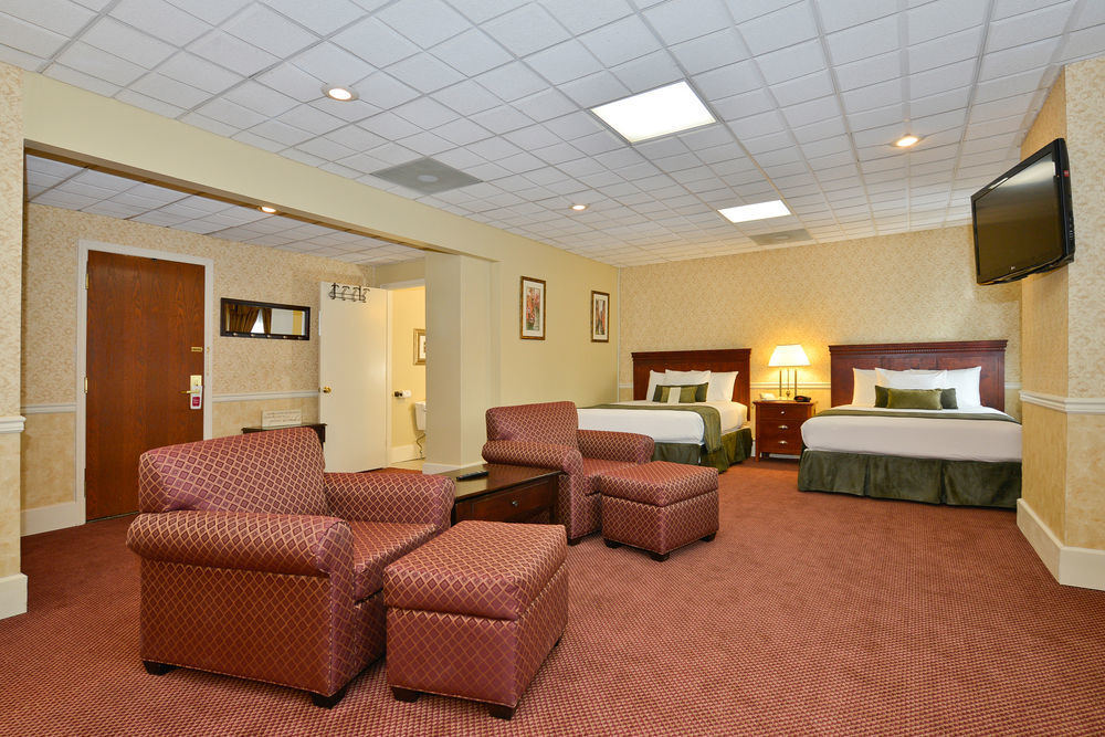 Genetti Hotel, Surestay Collection By Best Western Williamsport Bagian luar foto