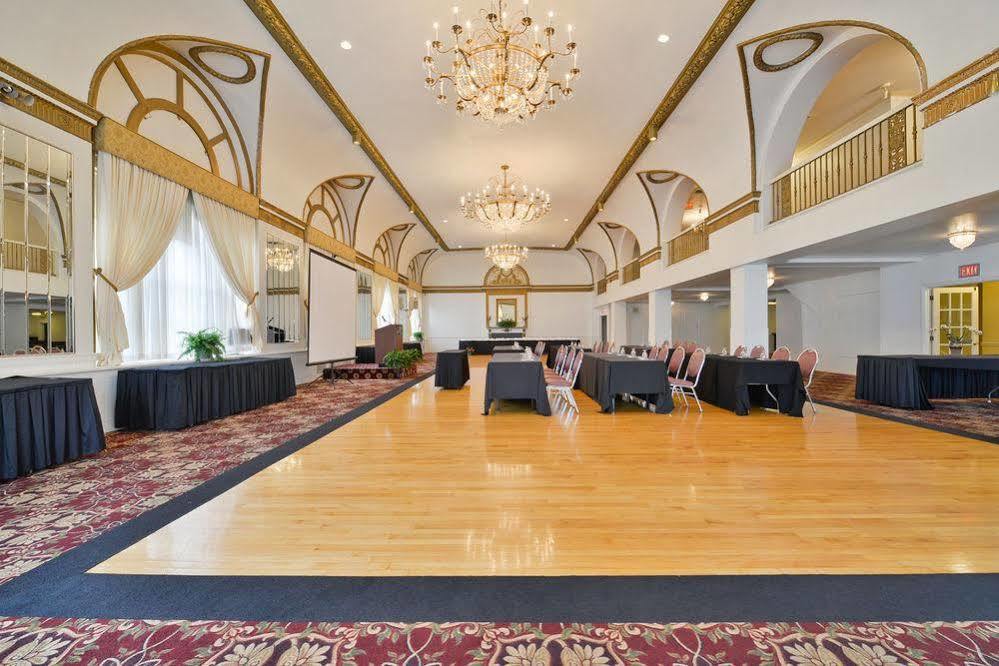 Genetti Hotel, Surestay Collection By Best Western Williamsport Bagian luar foto