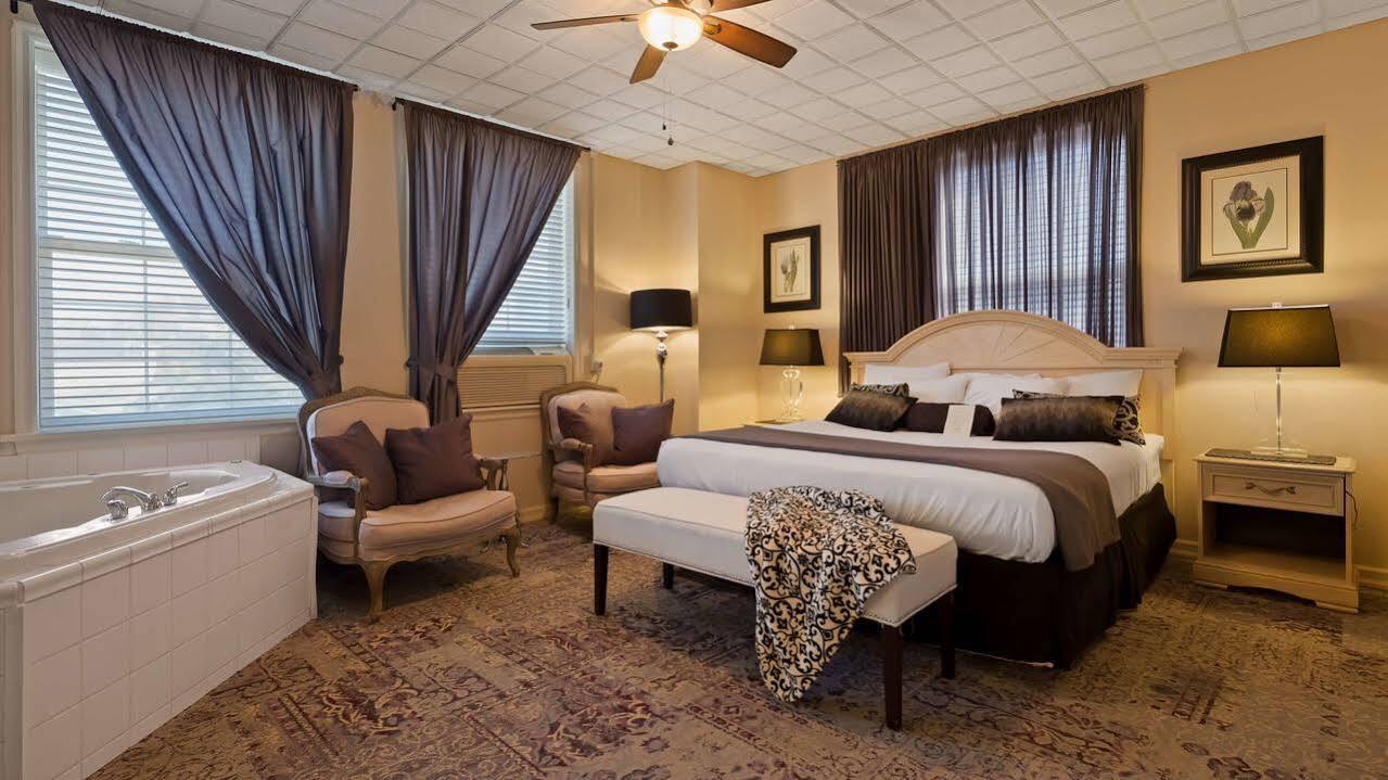 Genetti Hotel, Surestay Collection By Best Western Williamsport Bagian luar foto
